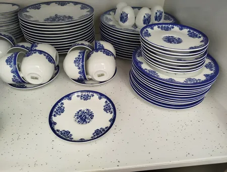 ست فنجان و نعلبکی 12 پارچه 6 نفره چینی زرین ایران مدل چای خوری ایتالیا اف 8 فلورانس درجه یک