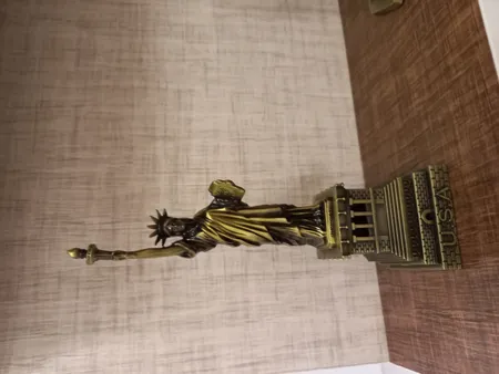 ماکت تزئینی طرح برج آزادی آمریکا کد 09130080