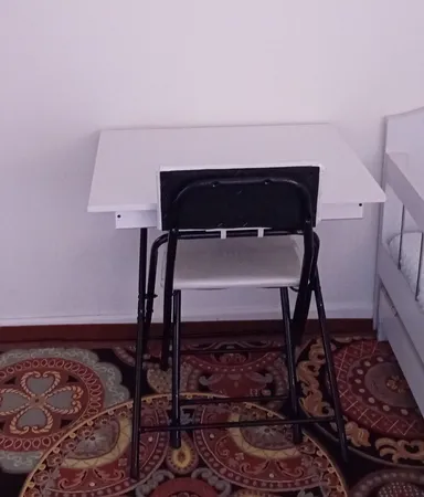 میز و صندلی تاشو تنظبم شو یاس باکس دار قهوه ای