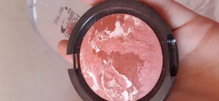 رژگونه تراکوتا باریش مدل Silky touch شماره 204