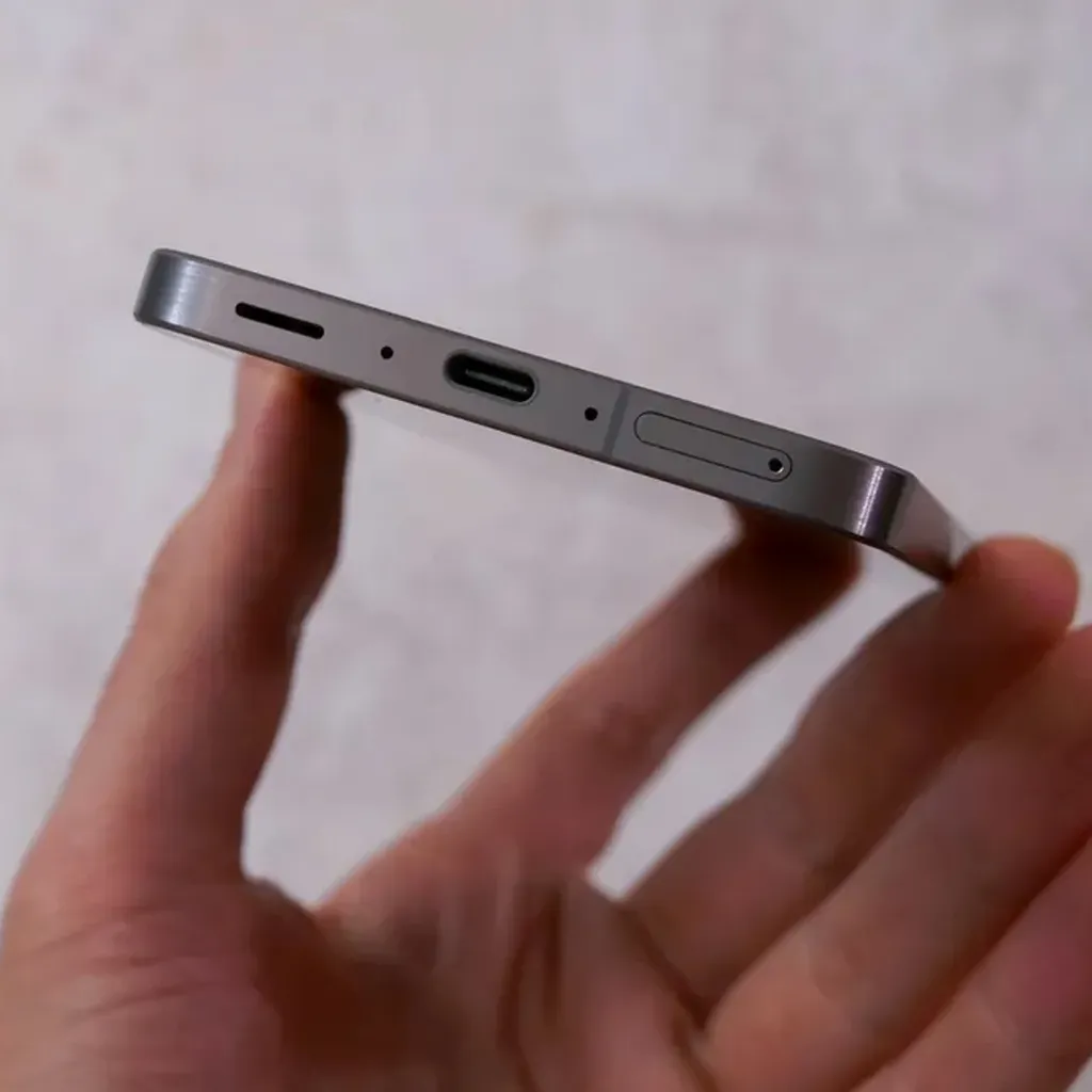 گوشی موبایل سامسونگ مدل Galaxy A56 دو سیم کارت ظرفیت 256 گیگابایت و رم 8 گیگابایت - ویتنام