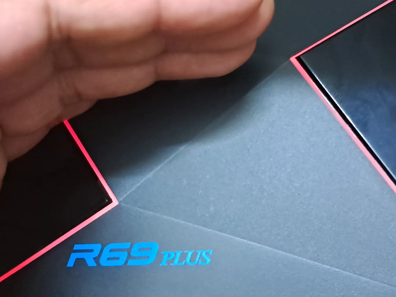 اندروید باکس آر69پلاس مدل H728 حافظه 64گیگ