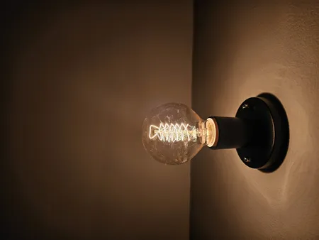 لامپ ادیسونی 40 وات مدل پیچی کد G80 پایه E27