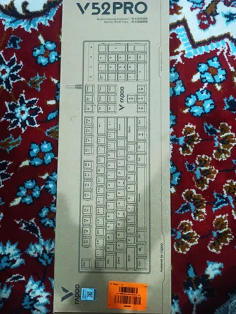 کیبورد مخصوص بازی مکانیکی رپو مدل V500PRO، مکانیکال سوییچ آبی، Full size، نورپردازی RGB