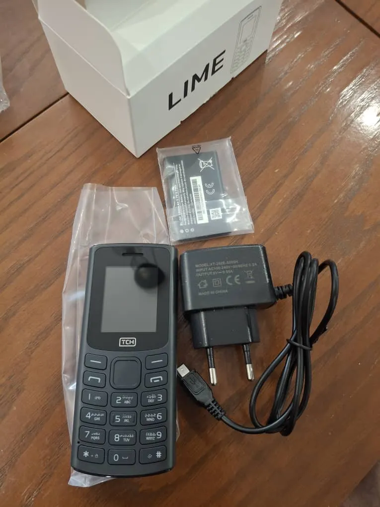 گوشی موبایل تی سی اچ مدل Lime دو سیم‌کارت ظرفیت 4 مگابایت