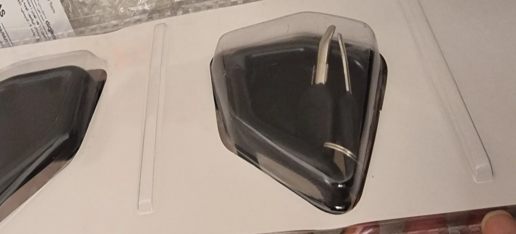 قفل فرمان خودرو کلاویس کد 6830c