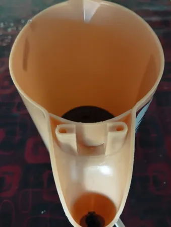 کتری برقی مدل WH00