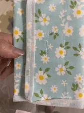 تجریه خرید جای دستمال کاغذی طرح گل بابونه مدل BSA020528