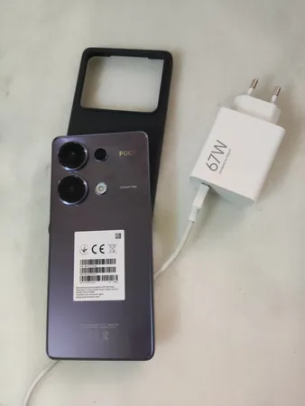 گوشی موبایل شیائومی مدل Poco M6 Pro دو سیم کارت ظرفیت 256 گیگابایت و رم 8 گیگابایت