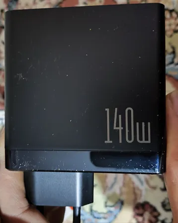 شارژر دیواری 140وات مک دودو مدل CH-2911