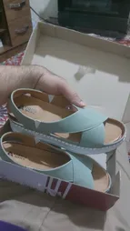 صندل زنانه مدل هانا