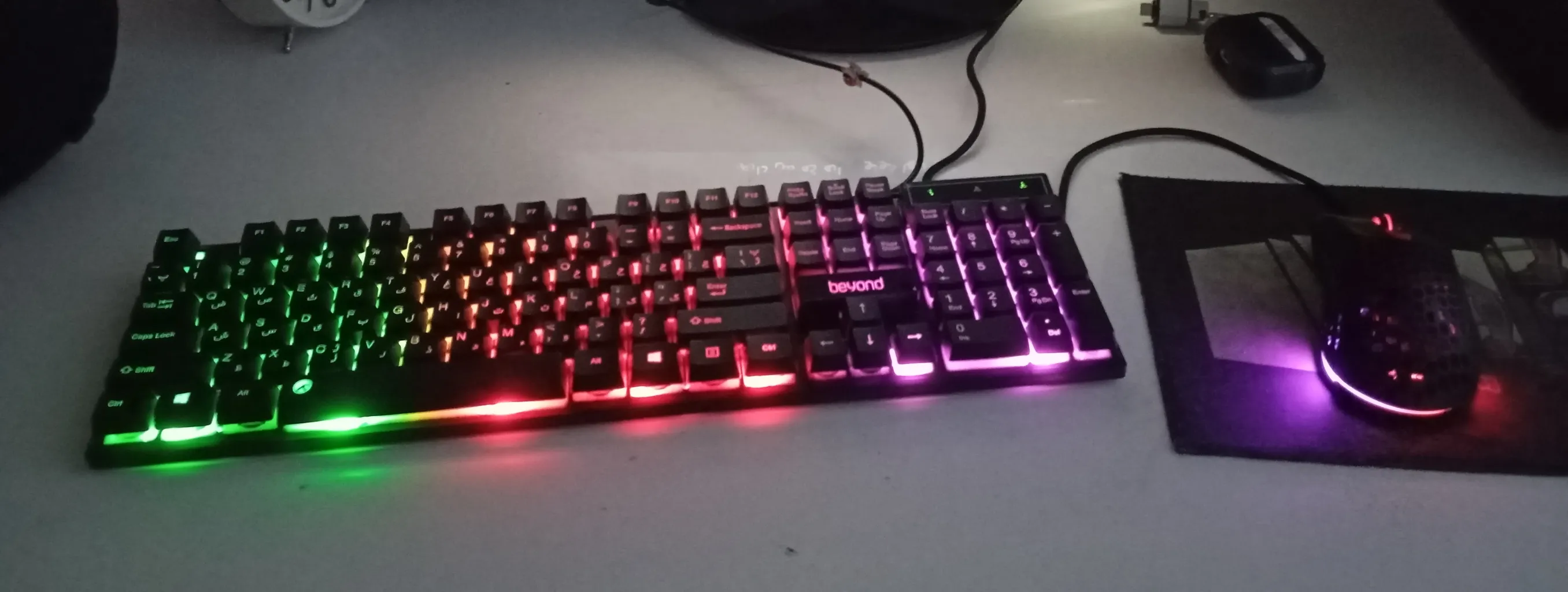 کیبورد بیاند مدل BK-7120 RGB، سوئیچ ممبران، Full-Size، نورپردازی LED RGB