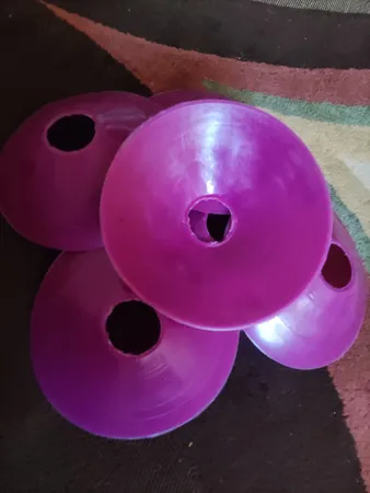 مانع تمرین مدل Training Cones 2019 در 4 رنگ مجموعه 8 عددی