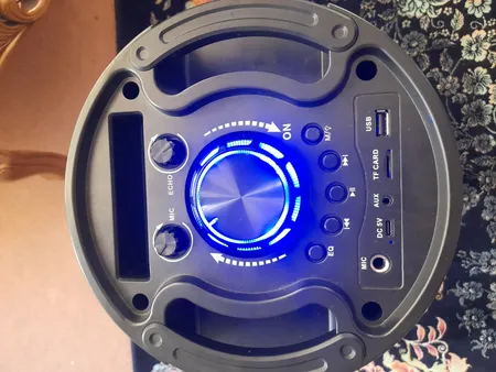 اسپیکر بلوتوثی قابل حمل مدل  ZQS-6201