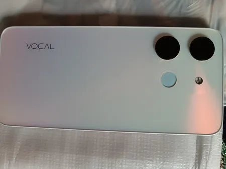 گوشی موبایل وکال مدل V0 Plus دو سیم کارت ظرفیت 64 گیگابایت و رم 3 گیگابایت