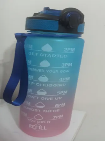 قمقمه مدل ورزشی گنجایش 1 لیتر