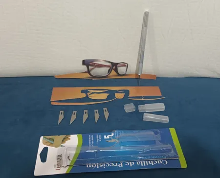 کاتر قلمی مدل 1819 به همراه تیغه