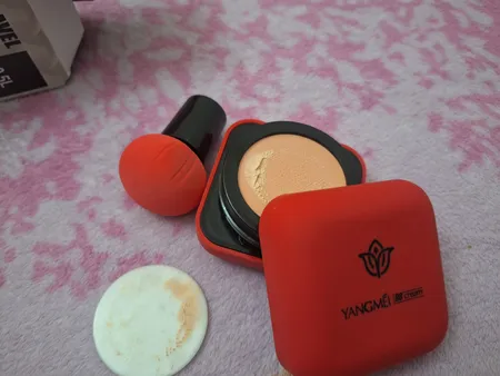 کوشن یانگمی مدل عشق شماره 02 به همراه پد ارایشی