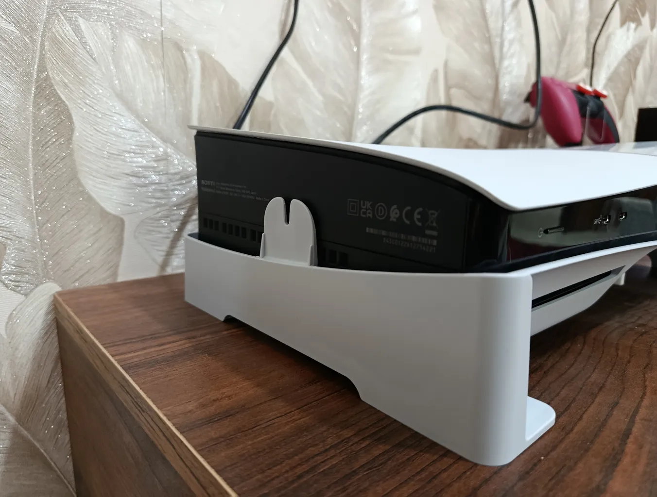 پایه نگهدارنده کنسول پلی استیشن 5 اسلیم مدل PGTECH GP-525