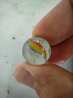 تیله شیشه ای مداد چوبی مدل چند رنگ بسته 100 عددی