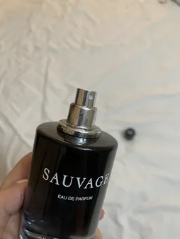 ادو پرفیوم مردانه دیور مدل Sauvage حجم 100 میلی لیتر