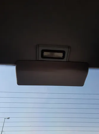 چراغ خطر سوم جمع ساز مدل JT123 مناسب برای پژو پارس