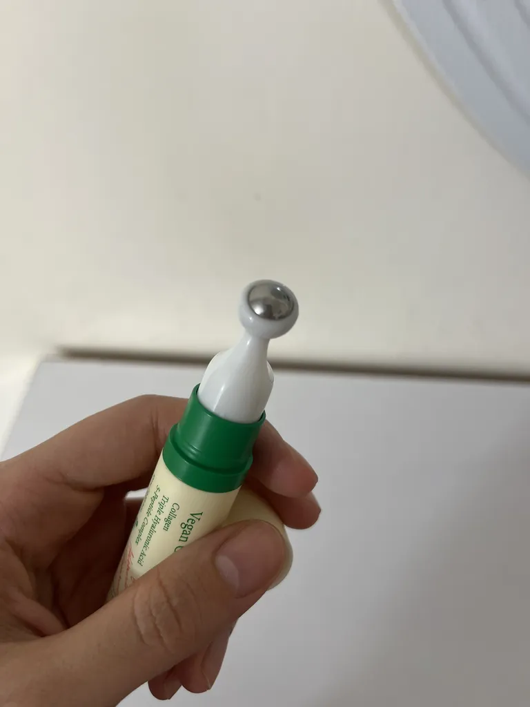 سرم دور چشم اکسیس وای مدل collagen مناسب برای پوست معمولی حجم 10 میلی لیتر