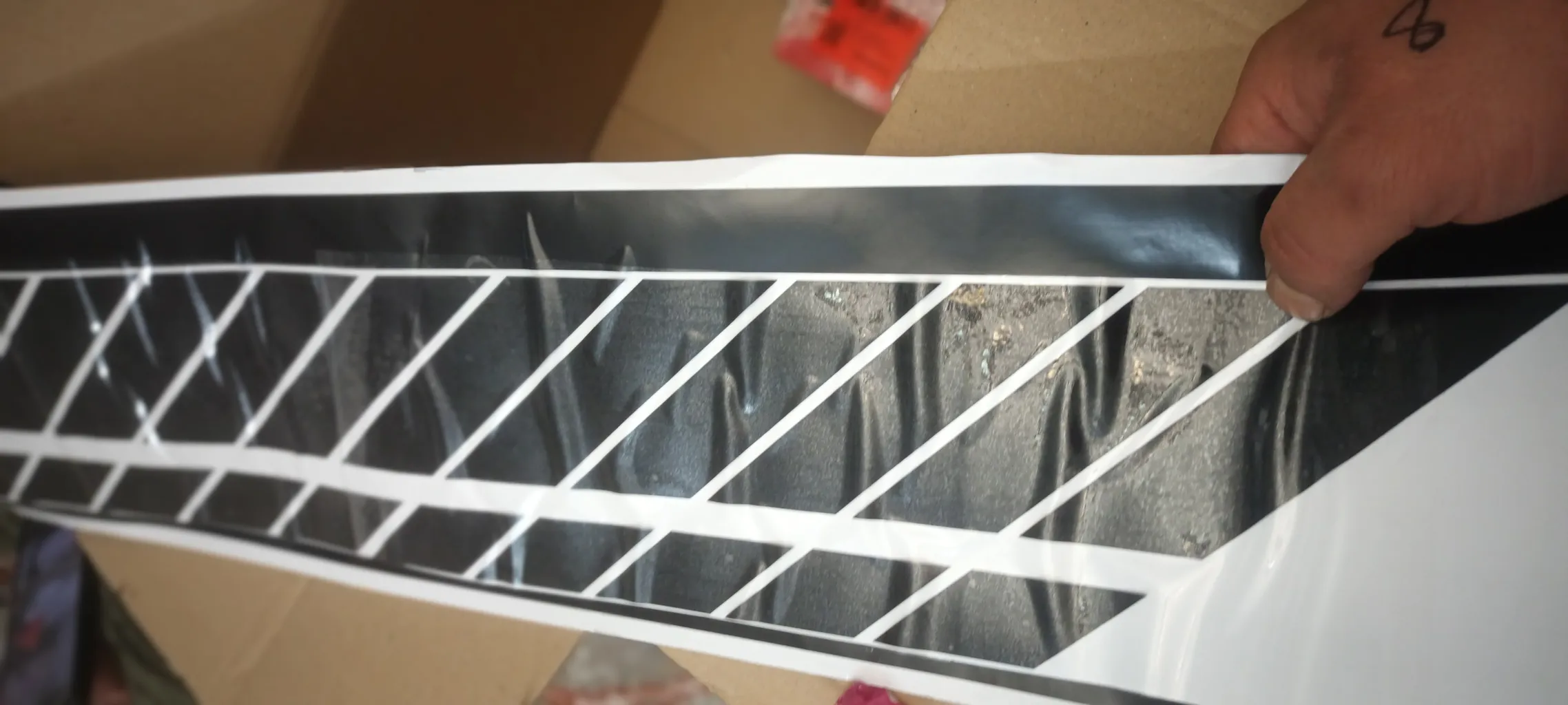 برچسب بدنه خودرو ونگارد کد 20 مجموعه 5 عددی