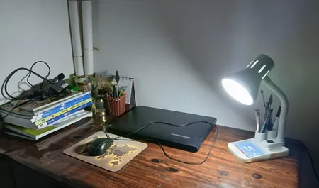 چراغ مطالعه بوستانچی مدل DL-105