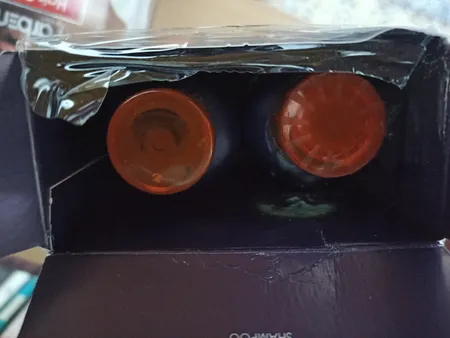 شامپو رنگ فاربین مدل 1.0 حجم 250 میلی لیتر رنگ مشکی به همراه شامپو تثبیت کننده رنگ مو فاربن مدل 01 حجم 250 میلی لیتر