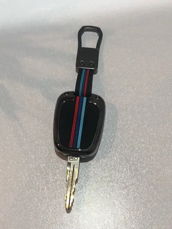 قاب ریموت و جاسوئیچی خودرو چیکال مدل P-626 مناسب برای ساینا