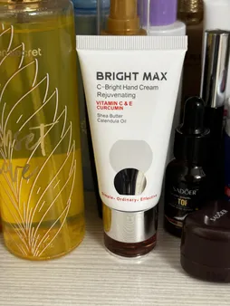 کرم مرطوب‌کننده برایت مکس مدل c-b حجم 50 میلی‌لیتر