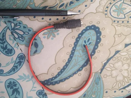 فیش تغذیه آداپتور کد HMX-202