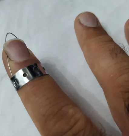 مضراب سه تار مدل 0M3