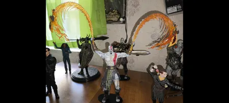 اکشن فیگور نکا سری God of War مدل Kratos Flaming Blades