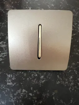 کلید تک پل صنایع آسیا الکتریک مدل کریستال BEI-GLD