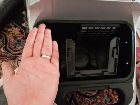 جاروبرقی 2200 وات تولیپس مدل VC-624 D