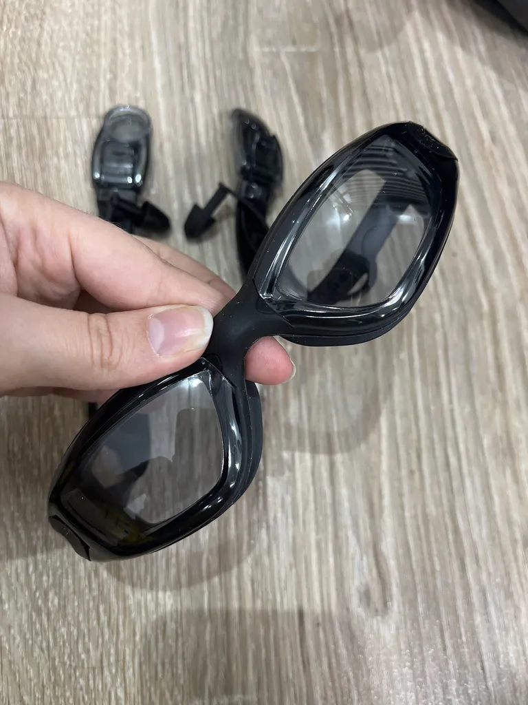 عینک شنا فری شارک مدل YG-3100E