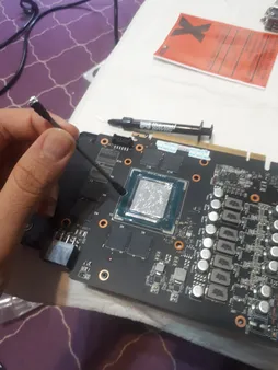 خمیر حرارتی ترمال گریزلی مدل Conductonaut Liquid Metal 1g