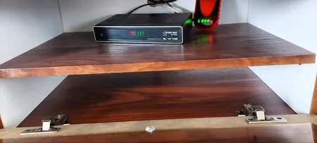 میز تلویزیون بیتلی مدل دکومبل کد 207