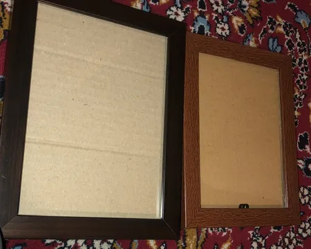 قاب عکس میثاق مدل1318 سایز 13×18 سانتی متر