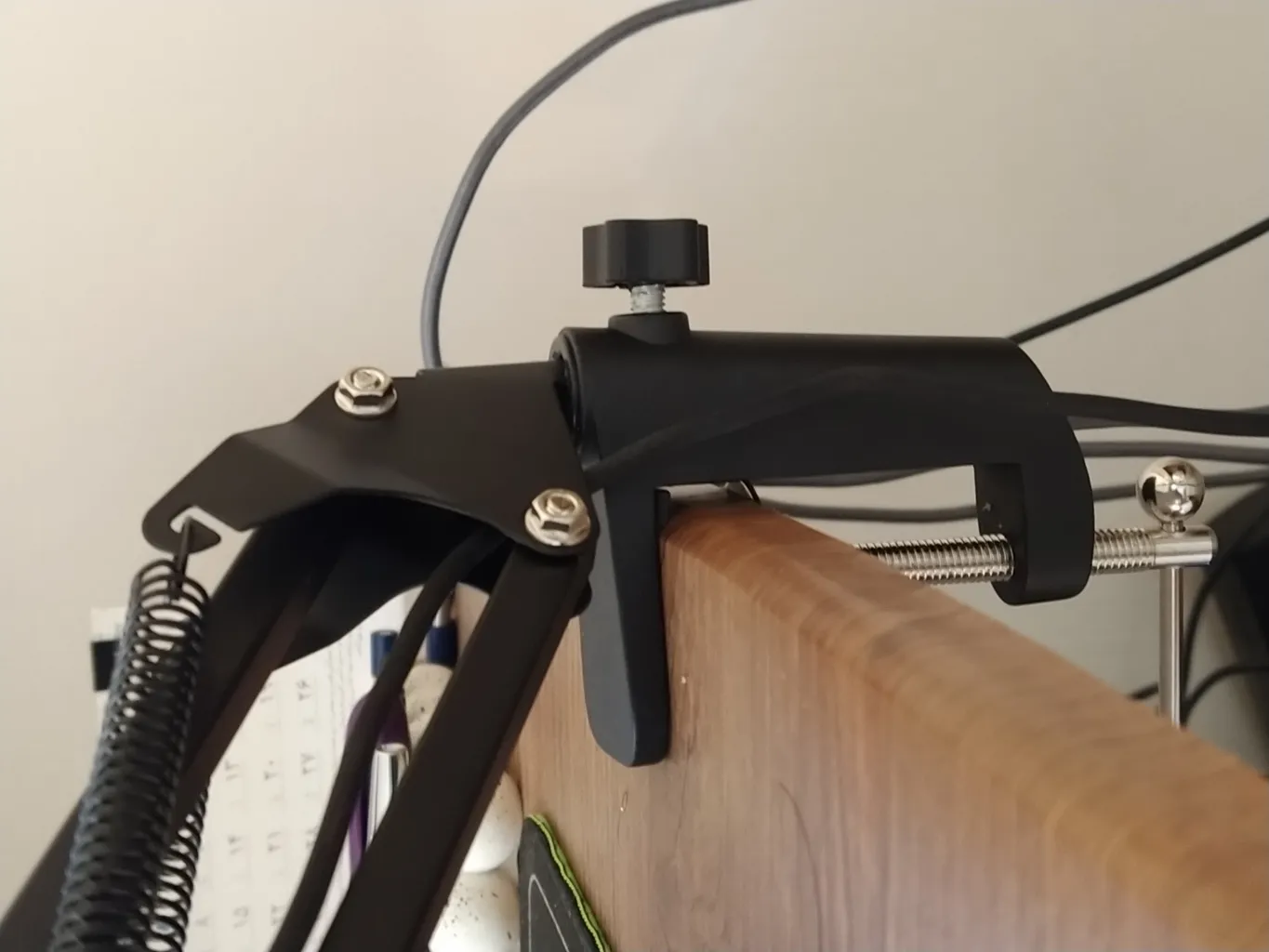 پایه میکروفن مائونو مدل BA20