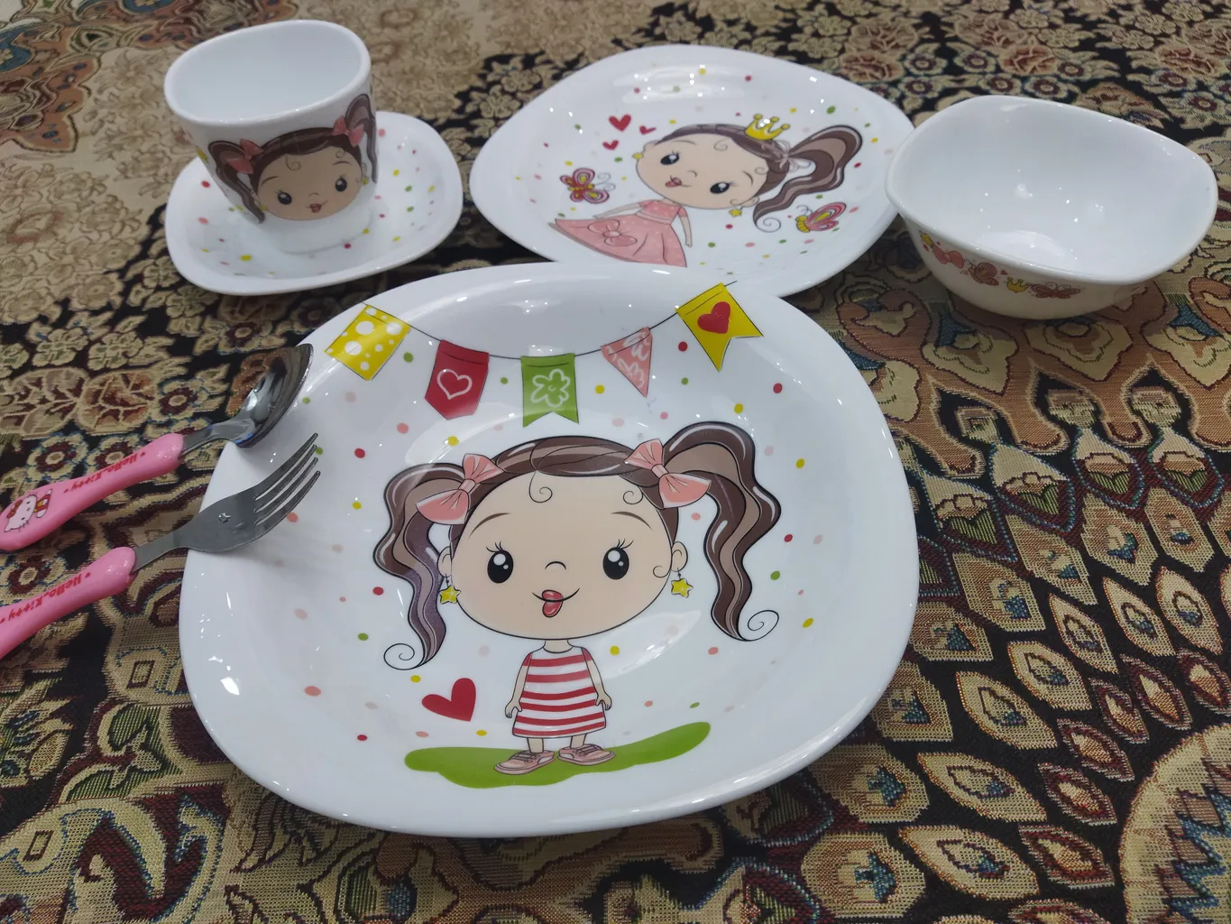 سرویس غذا خوری 5 پارچه کودک پارس اوپال طرح دختر پروانه کد 74