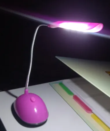 چراغ مطالعه مدل XY-0416