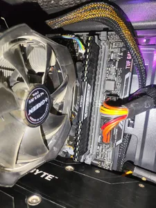 تجریه خرید رم دسکتاپ DDR4 تک کاناله 3200 مگاهرتز CL16 کورسیر مدل VENGEANCE LPX ظرفیت 16 گیگابایت