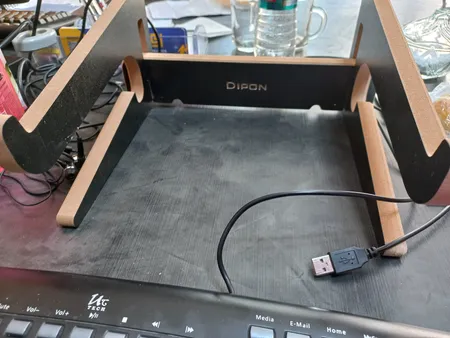 پایه نگهدارنده لپ تاپ دیپون مدل A-115