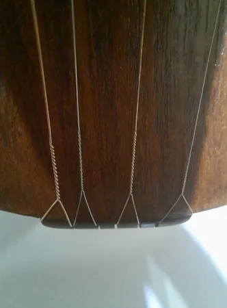 سیم تار و سه تار نوین سیم مدل Medium Tension