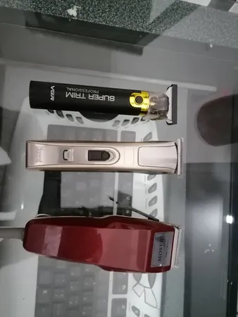 ماشین اصلاح موی سر و صورت وی جی ار مدل 082