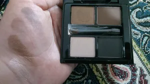 تجریه خرید پالت سایه چشم این لی مدل 014