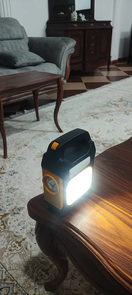 چراغ اضطراری مدل 1028